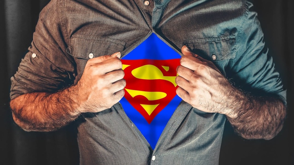 Superhrdina
